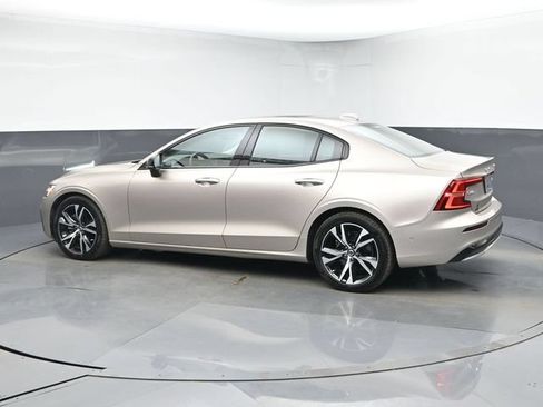 Used 2024 Volvo S60 B5 Plus w/ Climate Package FWD image 6