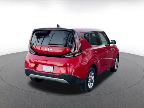 Used 2025 Kia Soul LX w/ LX Technology Package image 14