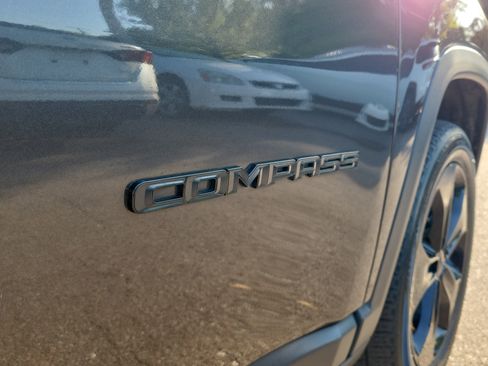 Used 2019 Jeep Compass Altitude image 6