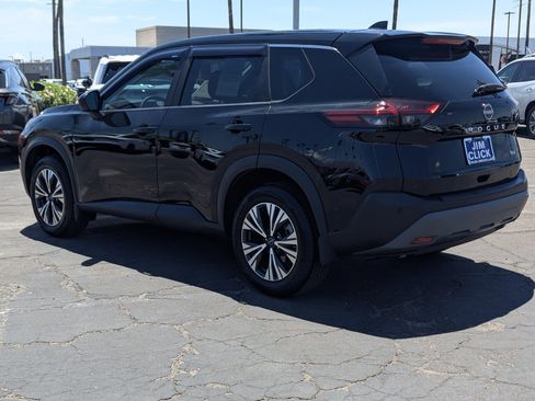 Used 2023 Nissan Rogue SV FWD image 4