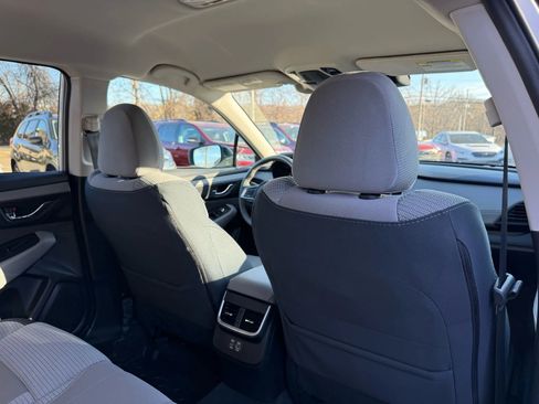 Used 2025 Subaru Outback Premium image 27