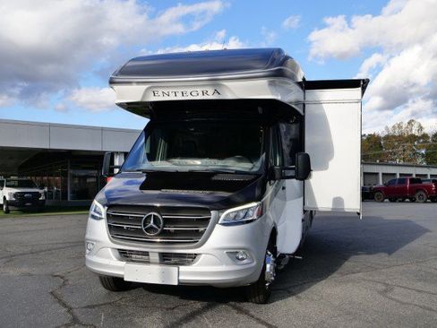 Used 2022 Mercedes-Benz Sprinter 3500 w/ Charging Package, Dashboard image 47
