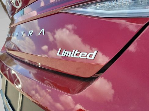 New 2026 Hyundai Elantra Limited image 6