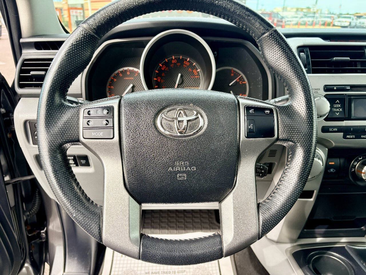 Used 2011 Toyota 4Runner SR5 w/ Premium Pkg w/Leather AWD/4WD image 16