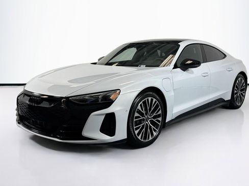Used 2022 Audi e-tron GT Prestige w/ Prestige Package image 1
