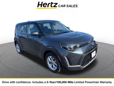 Used 2025 Kia Soul LX w/ LX Technology Package FWD image 1