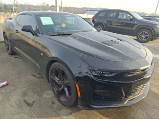 Used 2021 Chevrolet Camaro SS video 2