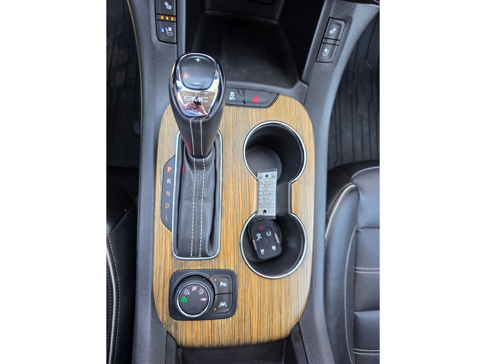 Used 2019 GMC Acadia Denali w/ Technology Package AWD/4WD image 29