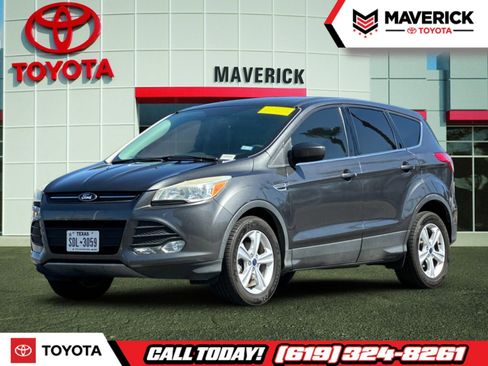 Used 2015 Ford Escape SE image 1