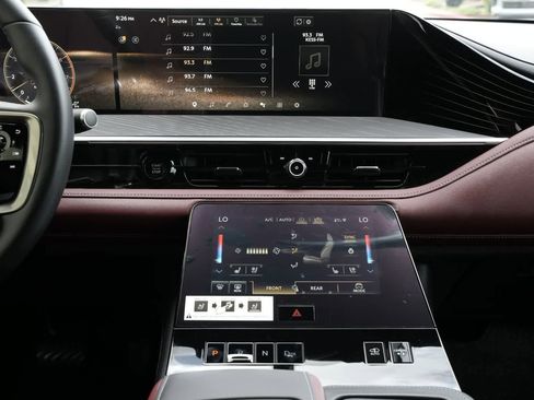 New 2026 INFINITI QX80 Autograph AWD/4WD image 13