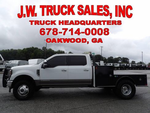 Used 2022 Ford F350 King Ranch w/ King Ranch Ultimate Package AWD/4WD image 2