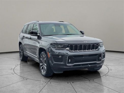 Certified 2023 Jeep Grand Cherokee L Overland w/ Advanced Protech Group III image 14