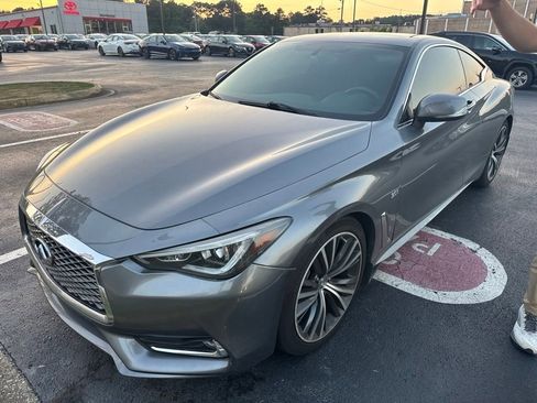 Used 2018 INFINITI Q60 3.0t Luxe RWD image 1