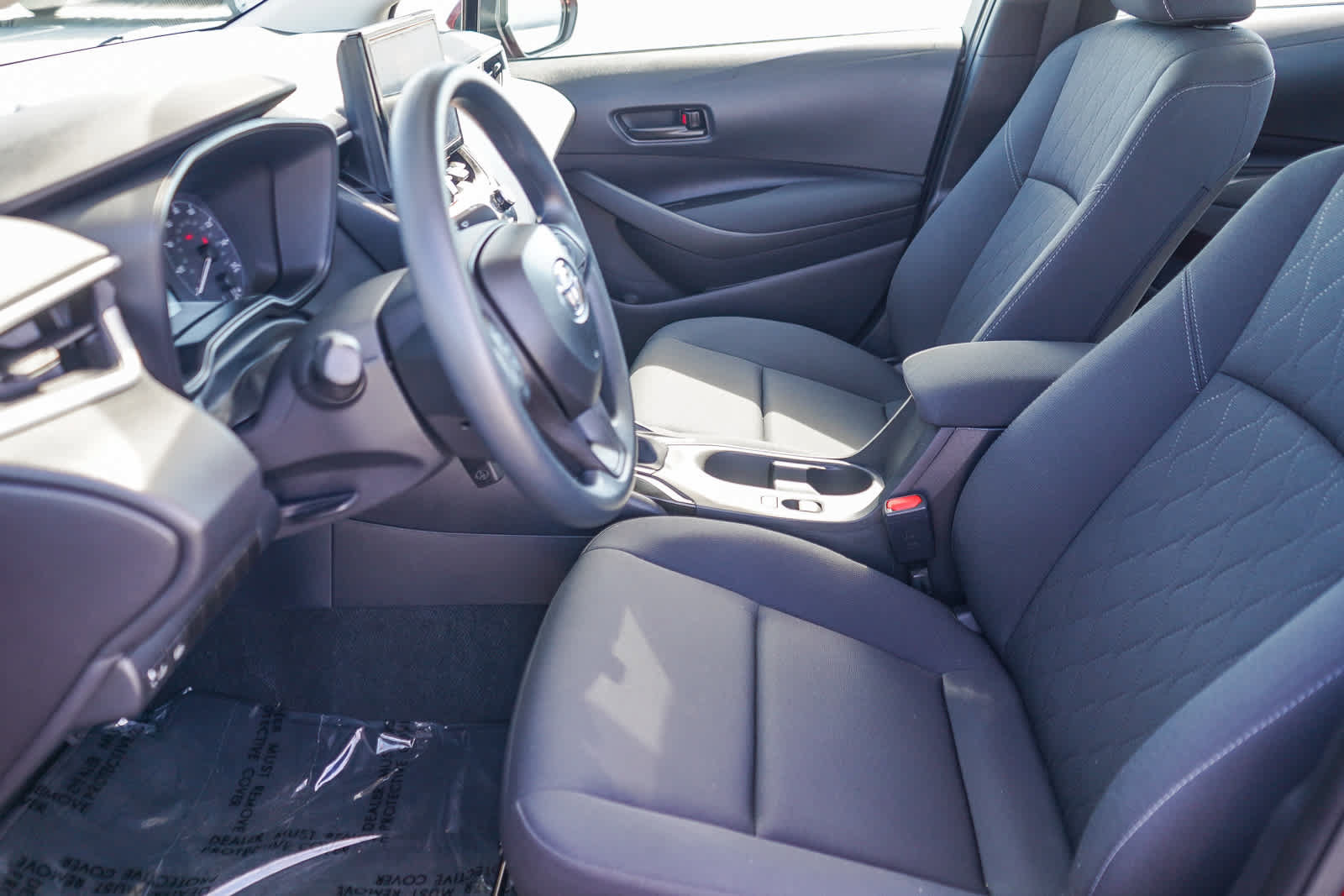 Certified 2025 Toyota Corolla LE FWD image 21