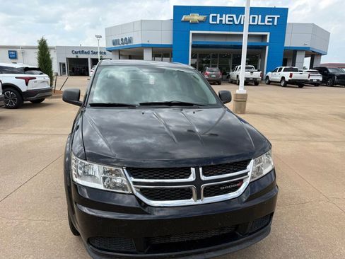 Used 2015 Dodge Journey American Value Package w/ Flexible Seating Group FWD image 2