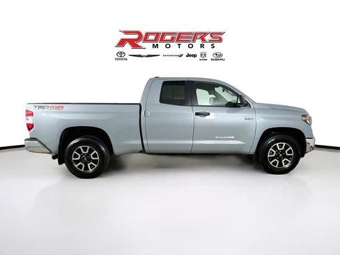 Certified 2021 Toyota Tundra SR5 w/ TRD Off-Road Package AWD/4WD image 14
