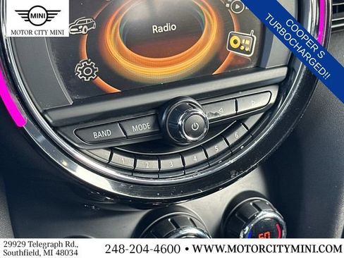 Used 2017 MINI Cooper S image 30