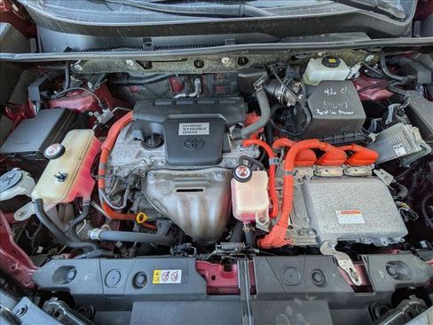 Used 2018 Toyota RAV4 LE image 21