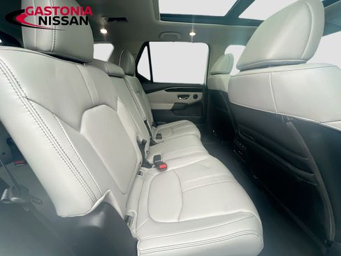 Used 2024 Honda Pilot Touring image 38