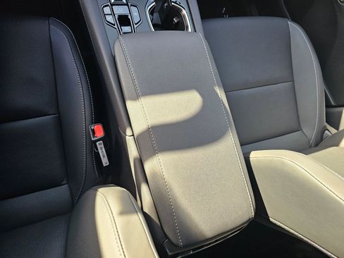 Used 2026 Lexus RX 350h w/ Convenience Package image 28