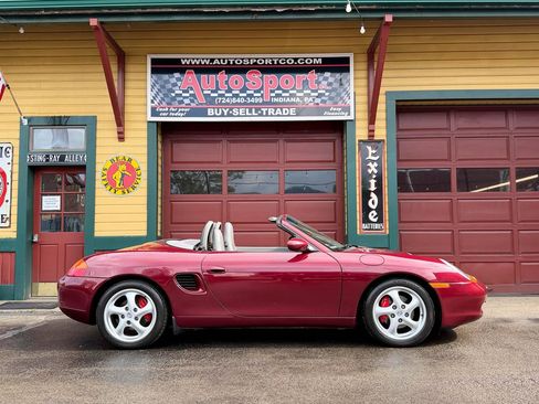 Used 1998 Porsche Boxster RWD image 11