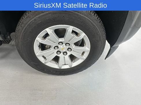 Used 2017 Chevrolet Colorado LT w/ LT Convenience Package image 9