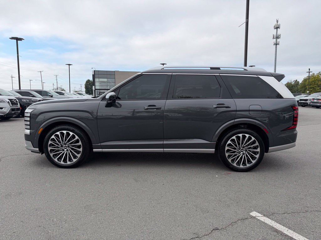 Used 2026 Hyundai Palisade Calligraphy FWD image 4