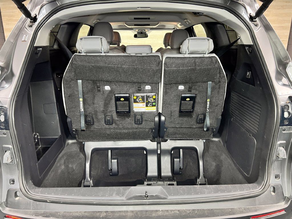 Used 2026 Toyota Sienna XLE AWD/4WD image 20