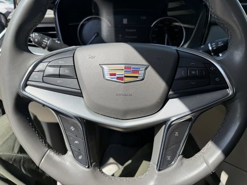 Used 2021 Cadillac XT5 Premium Luxury w/ LPO, Floor Liner Package FWD image 10