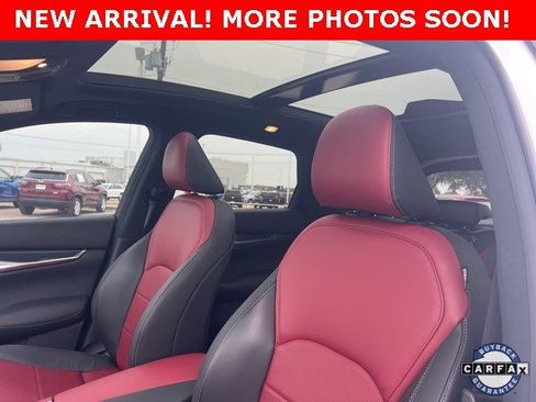Used 2025 INFINITI QX50 Sport image 8