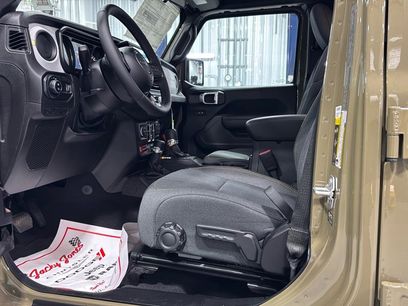 New 2025 Jeep Gladiator Willys