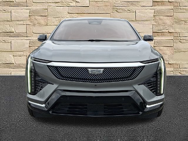 Used 2025 Cadillac Optiq Luxury 2 AWD/4WD image 5