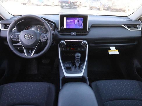 New 2025 Toyota RAV4 XLE image 21