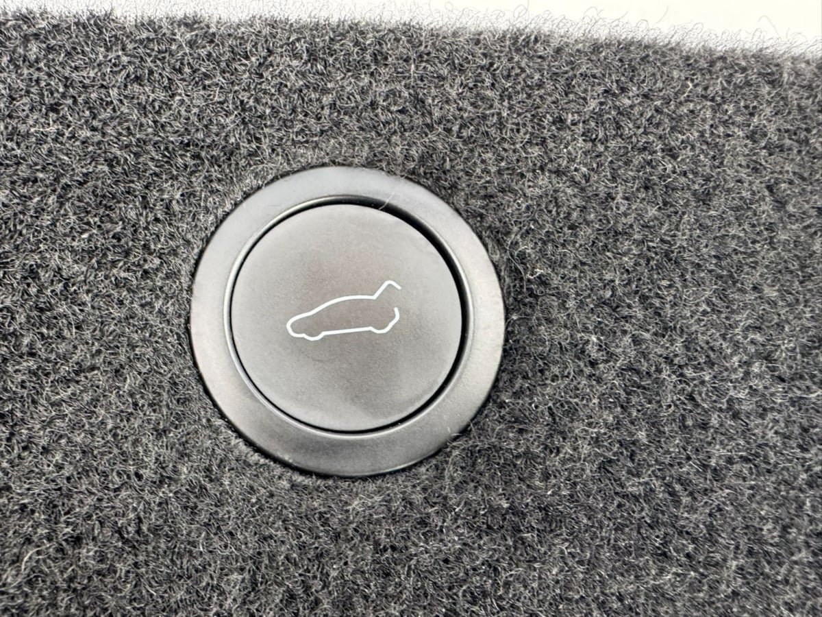 Used 2022 Tesla Model X AWD/4WD image 64