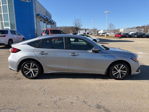 Used 2023 Honda Civic LX image 2