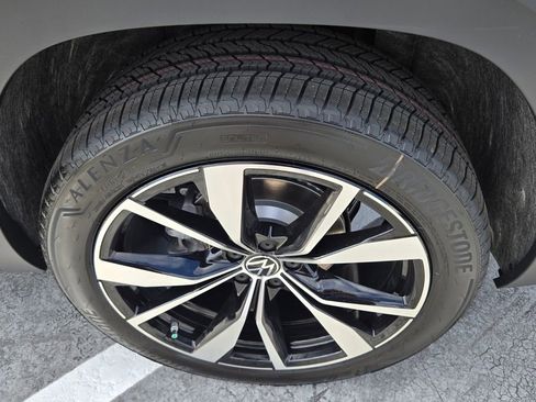 New 2026 Volkswagen Atlas SEL Premium R-Line AWD/4WD image 6