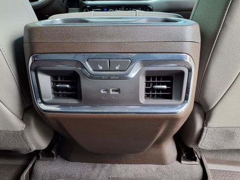 Used 2025 Chevrolet Silverado 2500 LTZ w/ LTZ Premium Texas Edition AWD/4WD image 16