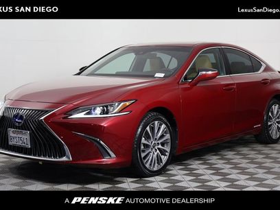 Used 2021 Lexus ES 300h w/ Premium Package