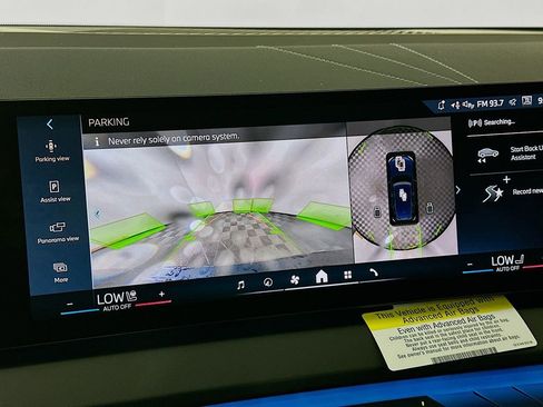 Used 2025 BMW X3 xDrive30i w/ Premium Package image 15