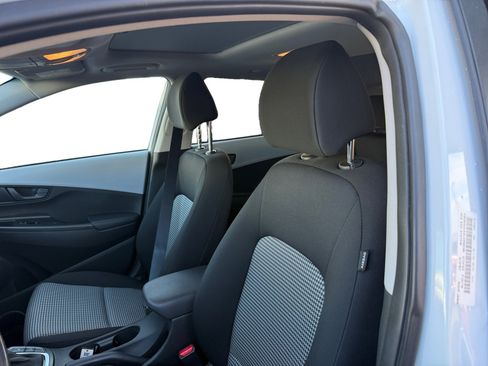 Used 2020 Hyundai Kona SEL Plus image 9