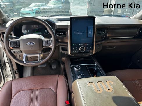 Used 2022 Ford Expedition King Ranch image 15