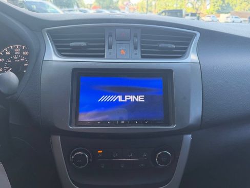 Used 2015 Nissan Sentra S FWD image 17