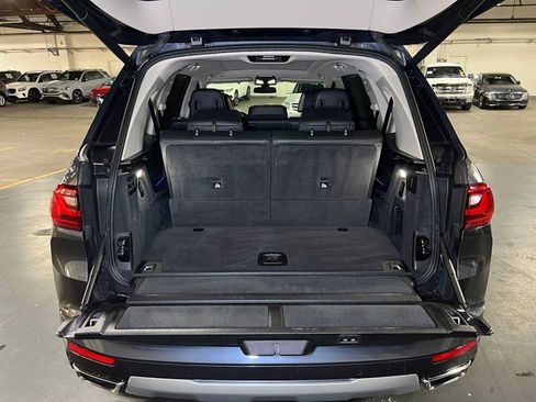 Used 2019 BMW X7 xDrive50i w/ Premium Package AWD/4WD image 17