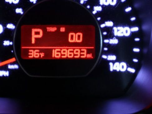 Used 2019 Kia Soul + image 14