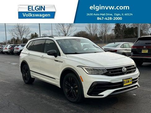 Certified 2022 Volkswagen Tiguan SE R-Line AWD/4WD image 1