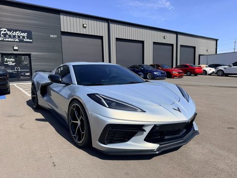 Used 2023 Chevrolet Corvette Stingray Premium Cpe w/ Z51 Performance Package RWD image 3