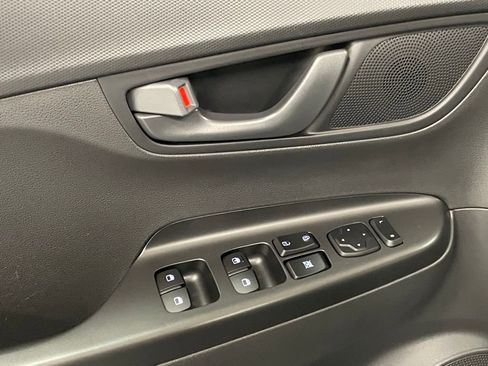 Certified 2023 Hyundai Kona SE image 12