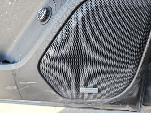 Used 2018 GMC Acadia Denali w/ Technology Package image 15