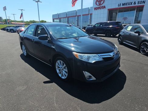 Used 2012 Toyota Camry XLE w/ Leather Pkg FWD image 1