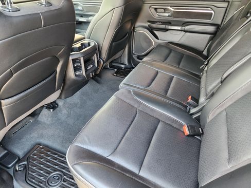 Used 2024 RAM 1500 Laramie AWD/4WD image 30